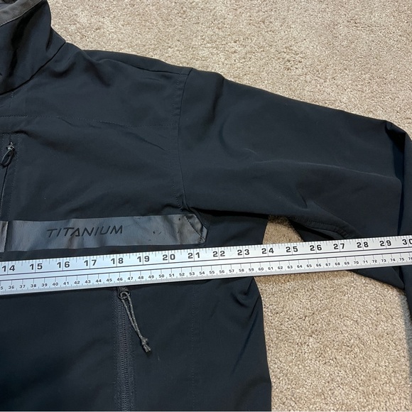 Men’s Columbia Titanium Softshell Jacket Size Large - Picture 6 of 8